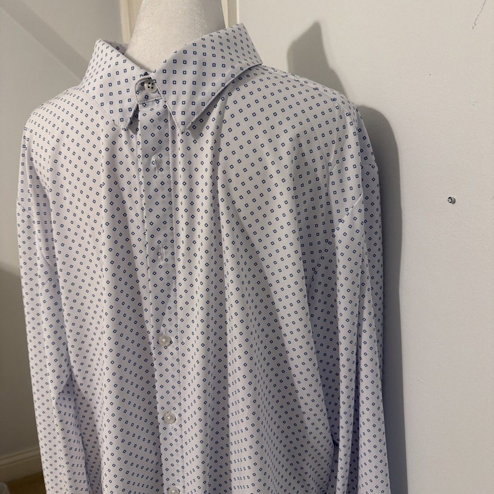 EUC Mizzen+Main Men Leeward Trim Fit Performance Shirt Blue White Stretch L/S XL